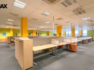 Pronájem kanceláře, Pardubice - Zelené Předměstí, Masarykovo náměstí, 416 m2