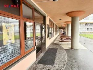 Prodej restaurace, Praha - Lhotka, Novodvorská, 412 m2