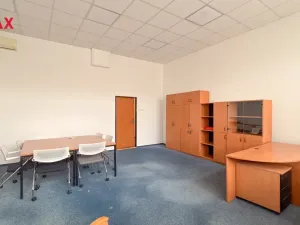 Pronájem kanceláře, Pardubice - Zelené Předměstí, Masarykovo náměstí, 21 m2
