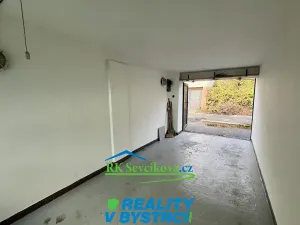 Pronájem garáže, Brno, Štouračova, 17 m2