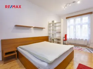 Pronájem bytu 2+kk, Pardubice, Bubeníkova, 50 m2