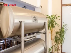 Prodej obchodního prostoru, Čelákovice, Rumunská, 794 m2