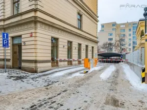 Prodej garáže, Praha - Vinohrady, U Zvonařky, 15 m2