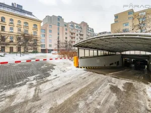 Prodej garáže, Praha - Vinohrady, U Zvonařky, 15 m2