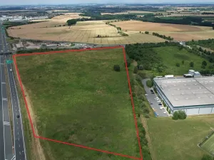 Pronájem komerčního pozemku, Praha, 5000 m2
