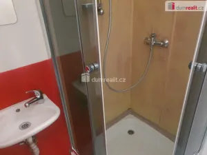 Pronájem bytu 1+kk, Děčín - Děčín II-Nové Město, Kamenická, 20 m2