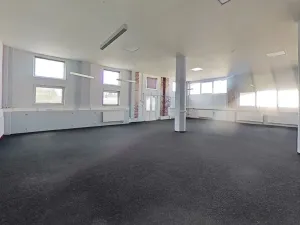 Pronájem obchodního prostoru, Jihlava, Dělnická, 200 m2
