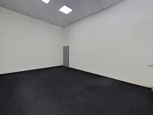 Pronájem obchodního prostoru, Jihlava, Dělnická, 200 m2