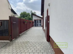 Pronájem obchodního prostoru, Bohuňovice, U stavu, 35 m2