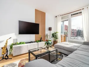 Prodej bytu 2+kk, Praha - Troja, Hnězdenská, 47 m2