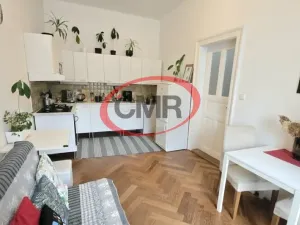 Pronájem bytu 2+1, Praha, Sokolovská, 65 m2