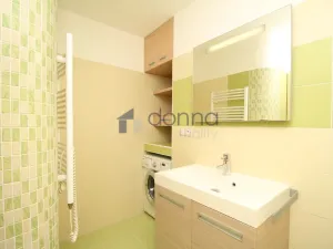 Pronájem bytu 3+kk, Praha, Gabinova, 69 m2