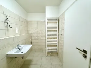 Pronájem bytu 2+kk, Praha - Modřany, K Vystrkovu, 70 m2
