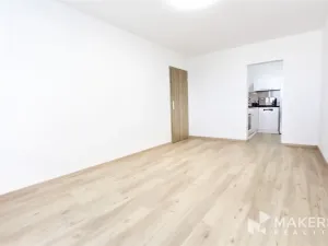 Prodej bytu 2+kk, Praha - Ruzyně, Ciolkovského, 43 m2