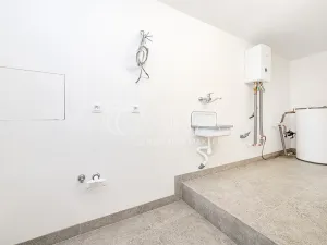 Prodej rodinného domu, Chocerady, 251 m2