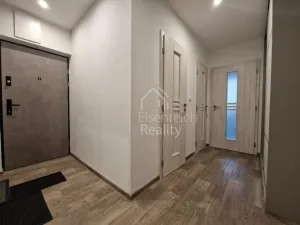 Pronájem bytu 3+1, Hradec Králové - Moravské Předměstí, Sekaninova, 77 m2