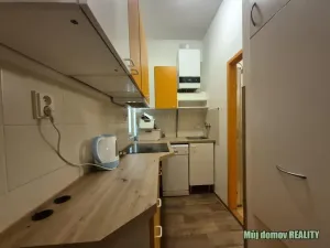 Pronájem rodinného domu, Praha - Horní Počernice, Mezilesí, 100 m2