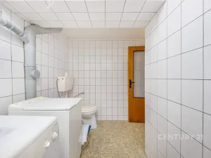 Prodej rodinného domu, Stráž, 320 m2