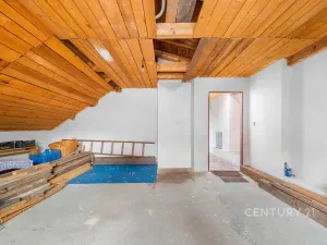 Prodej rodinného domu, Stráž, 320 m2