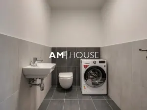 Pronájem bytu 3+kk, Praha - Karlín, Pernerova, 70 m2