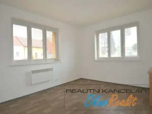 Pronájem bytu 1+1, Beňov, 50 m2