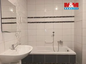 Pronájem bytu 2+1, Frýdek-Místek - Místek, Josefa Václava Sládka, 96 m2