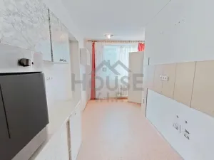 Prodej bytu 2+1, Sedlčany, Na Severním sídlišti I, 57 m2