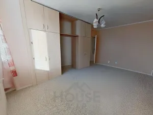 Prodej bytu 2+1, Sedlčany, Na Severním sídlišti I, 57 m2