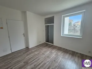 Prodej bytu 1+kk, Praha, Zbuzanská, 15 m2