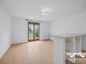 Pronájem bytu 1+kk, Hostivice, Za Mlýnem, 29 m2