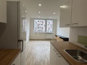 Pronájem bytu 2+kk, Kladno - Kročehlavy, Ústecká, 41 m2