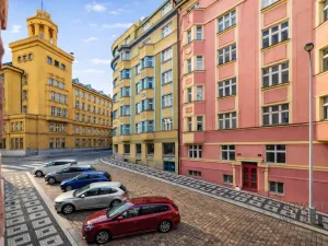 Prodej bytu 2+kk, Praha - Žižkov, Víta Nejedlého, 49 m2