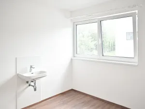 Pronájem obchodního prostoru, Kopřivnice, Sportovní, 10 m2