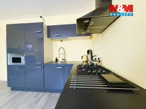 Prodej bytu 2+kk, Jablonec nad Nisou - Mšeno nad Nisou, F. L. Čelakovského, 42 m2
