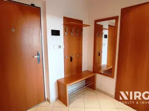 Pronájem bytu 2+kk, Praha - Záběhlice, Mattioliho, 65 m2