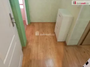 Pronájem bytu 2+1, Karlovy Vary - Bohatice, Lomená, 61 m2