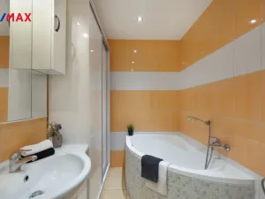 Pronájem bytu 1+1, Meziboří, Dělnická, 60 m2