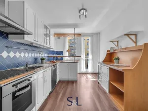 Pronájem bytu 3+1, Praha - Břevnov, Sartoriova, 108 m2