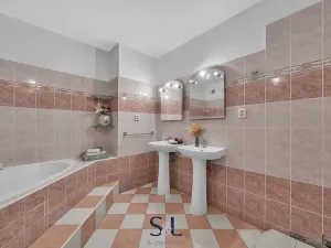 Pronájem bytu 3+1, Praha - Břevnov, Sartoriova, 108 m2