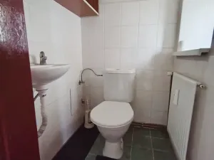 Pronájem obchodního prostoru, Hradec Králové, Dukelská třída, 46 m2