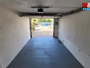 Pronájem garáže, Praha - Suchdol, K Horoměřicům, 16 m2