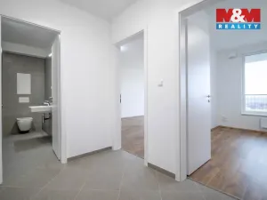 Pronájem bytu 2+kk, Praha, Stočesova, 53 m2
