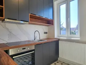 Pronájem bytu 3+1, Pardubice - Bílé Předměstí, Ke Tvrzi, 74 m2