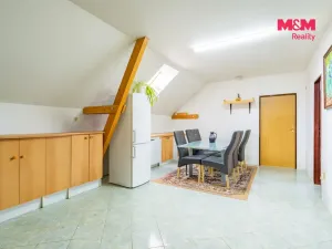 Prodej bytu 4+1, České Velenice, třída Čsl. legií, 121 m2