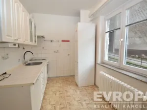 Prodej bytu 2+1, Praha, Oblouková, 60 m2