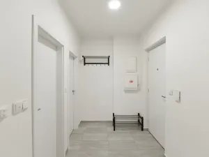 Pronájem bytu 1+kk, Praha - Košíře, Pod Šmukýřkou, 42 m2