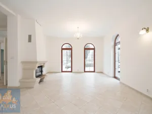 Pronájem vily, Praha - Nebušice, Nebušická, 243 m2