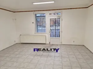 Pronájem obchodního prostoru, Podbořany, Přátelství, 40 m2