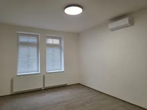 Pronájem bytu 2+1, Plzeň, Malická, 63 m2