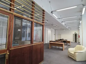 Pronájem kanceláře, Plzeň, náměstí Republiky, 125 m2